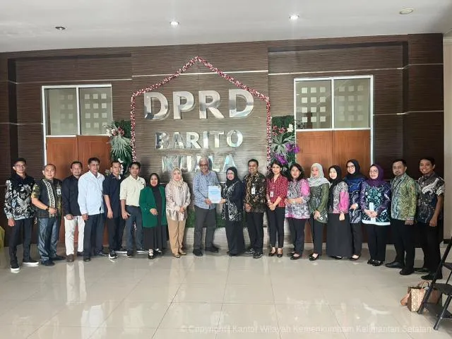 DPRD Barito Kuala Uji Publik Ranperda Infrastruktur Telekomunikasi