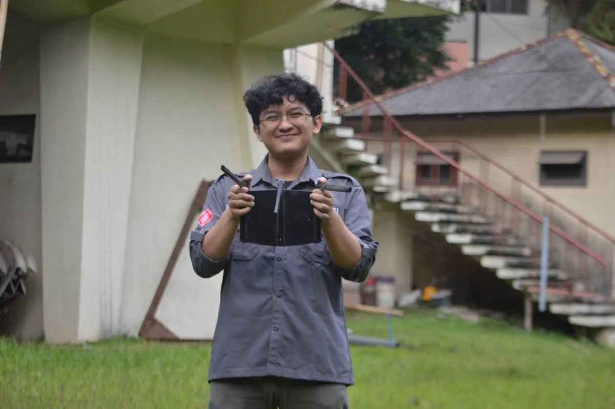 Alief Fauzan Bariadi: Mahasiswa Telekomunikasi ITB yang Menginspirasi Melalui Koneksi dan Kepedulian