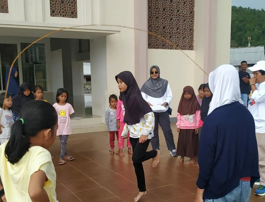 Meriahnya Lomba Permainan Tradisional di Desa Balantang