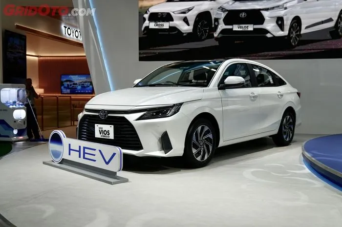 Toyota Vios Hybrid EV Resmi Diluncurkan di IIMS 2026