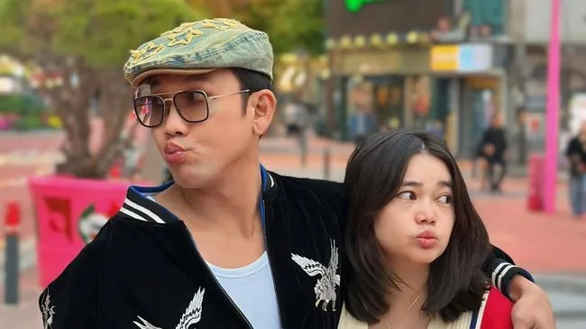 Kisah 7 Selebriti Ibu Hamil yang Menghadapi Rasa Insecure Akibat Perubahan Tubuh