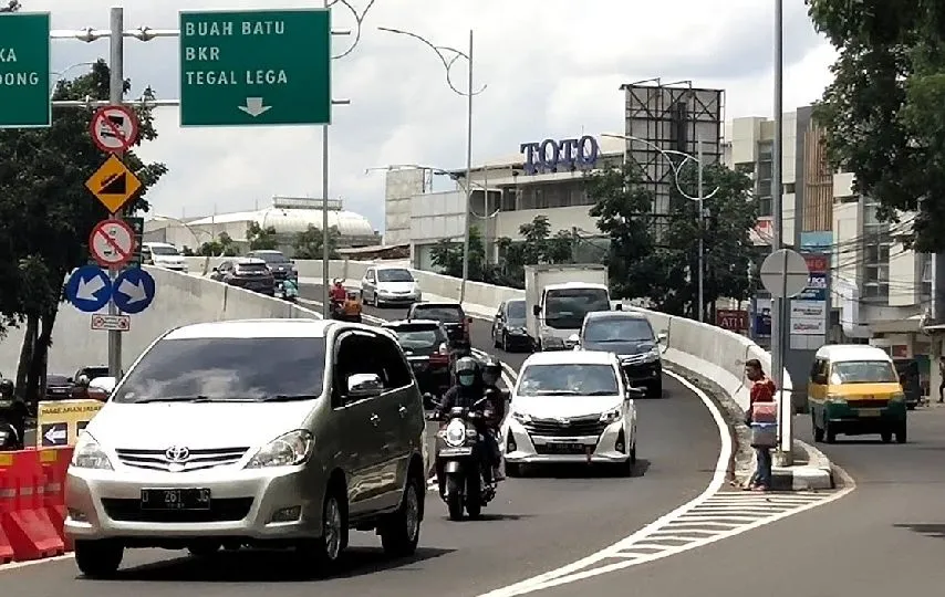 Tantangan Transportasi Massal di Kota Bandung: Antara Harapan dan Kenyataan