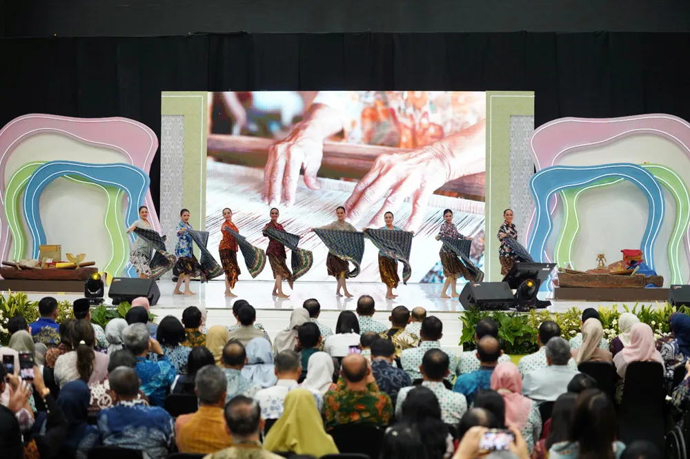 Peran Perempuan dalam Kriya Ditekankan di INACRAFT 2026