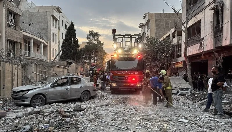 Konflik Israel-Iran Memasuki Hari Ketujuh dengan Eskalasi Serangan