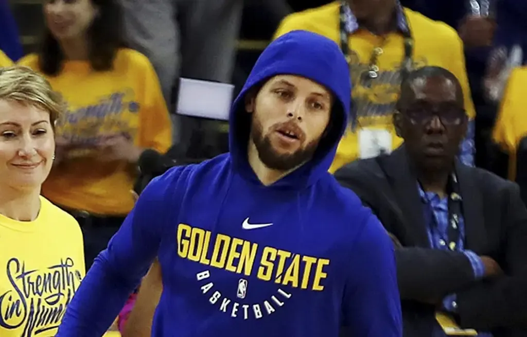 Stephen Curry Kembali Berlatih Bersama Warriors Usai Cedera Lutut Kiri