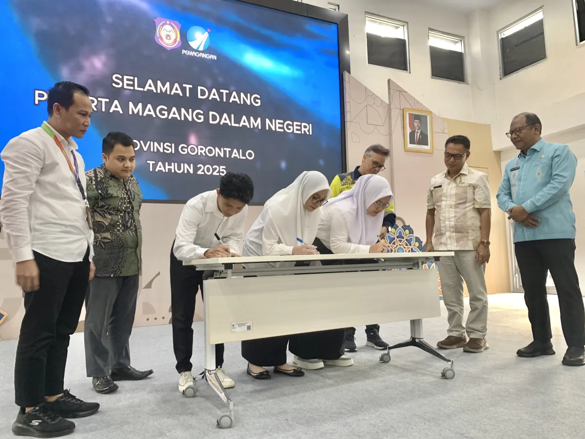 Sekdaprov Gorontalo Resmikan Program Pemagangan Dalam Negeri 2025, 100 Peserta Magang di 26 Perusahaan