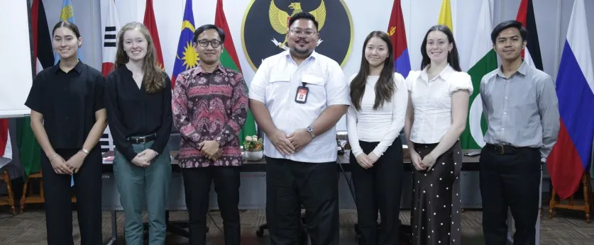 Peserta Program Magang Hukum AVYA Law Firm Kunjungi MK untuk Pelajari Peradilan Konstitusi