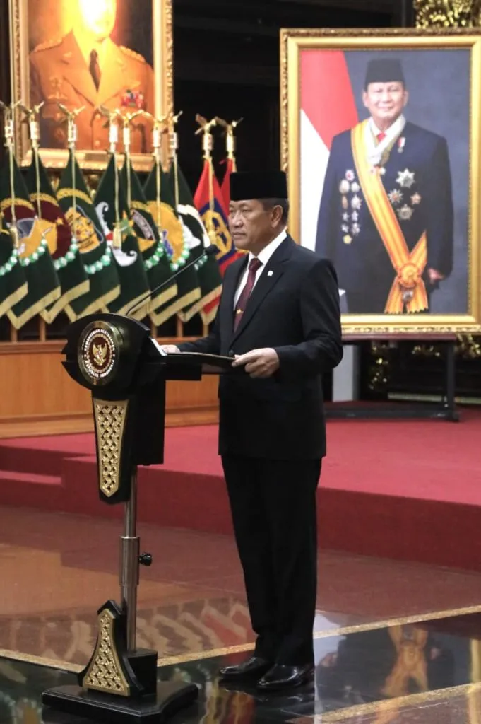 Wamenhan Donny Ermawan Lantik 15 Pejabat Pimpinan Tinggi Kementerian Pertahanan