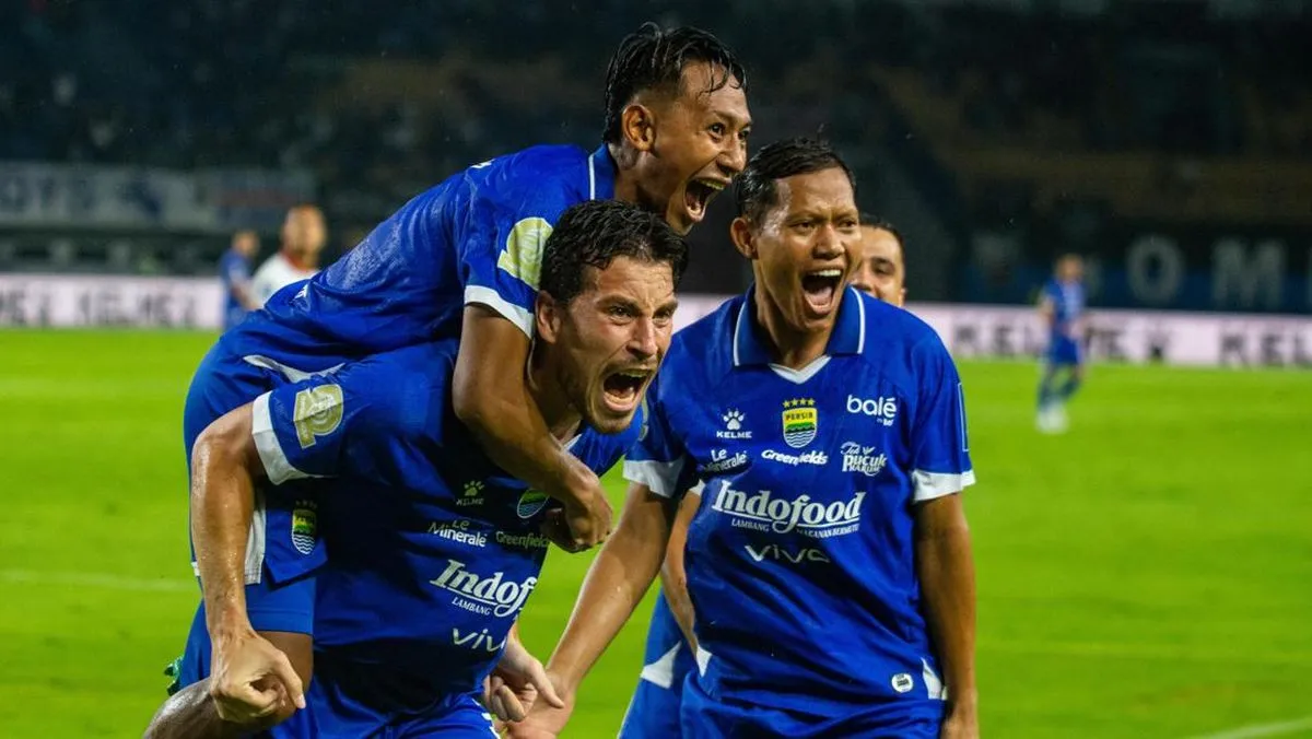 Persib Pertahankan Puncak Klasemen Usai Kalahkan Malut United