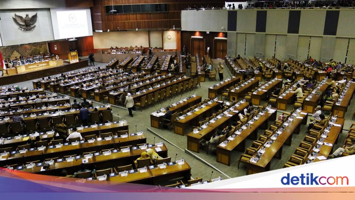 Revisi Undang-Undang Pemilu: Batas Syarat Partai Politik Menuju Senayan