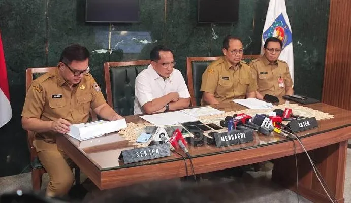 Mendagri: Bupati Aceh Selatan yang ke Luar Negeri Tanpa Izin Hanya Bisa Disanksi Nonaktif 3 Bulan Sesuai UU