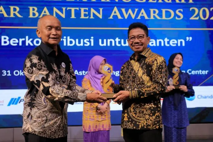 Pemkot Tangerang Raih Penghargaan Pelopor Layanan Publik Digital