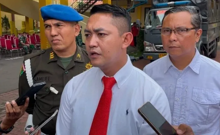 Perempuan Ditangkap Polisi Setelah Mencuri untuk Gaya Hidup