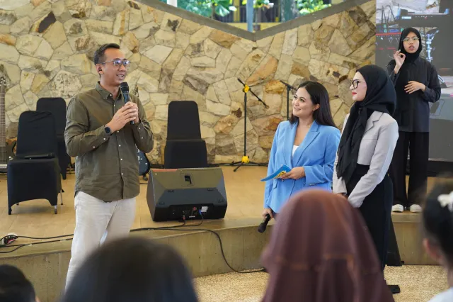 Kemensos Gelar Fun Walk HDI 2025, 5.000 Penyandang Disabilitas Ramaikan Bundaran HI