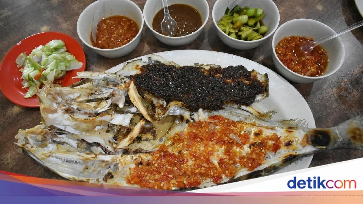 RM Ujung Pandang di Tangerang Sajikan Ikan Sukang Bakar Bumbu Parape dan Rica Khas Makassar
