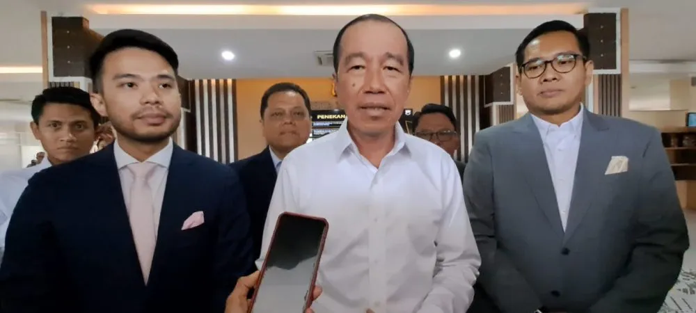 Jokowi Jalani Pemeriksaan Terkait Ijazah Palsu di Mapolresta Solo