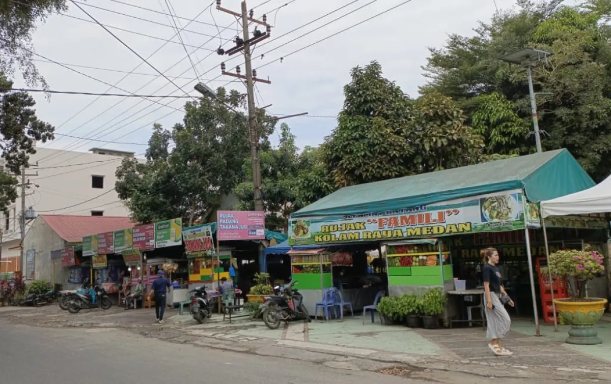 Rujak Kolam Raya: Warisan Kuliner yang Terus Berkembang di Medan