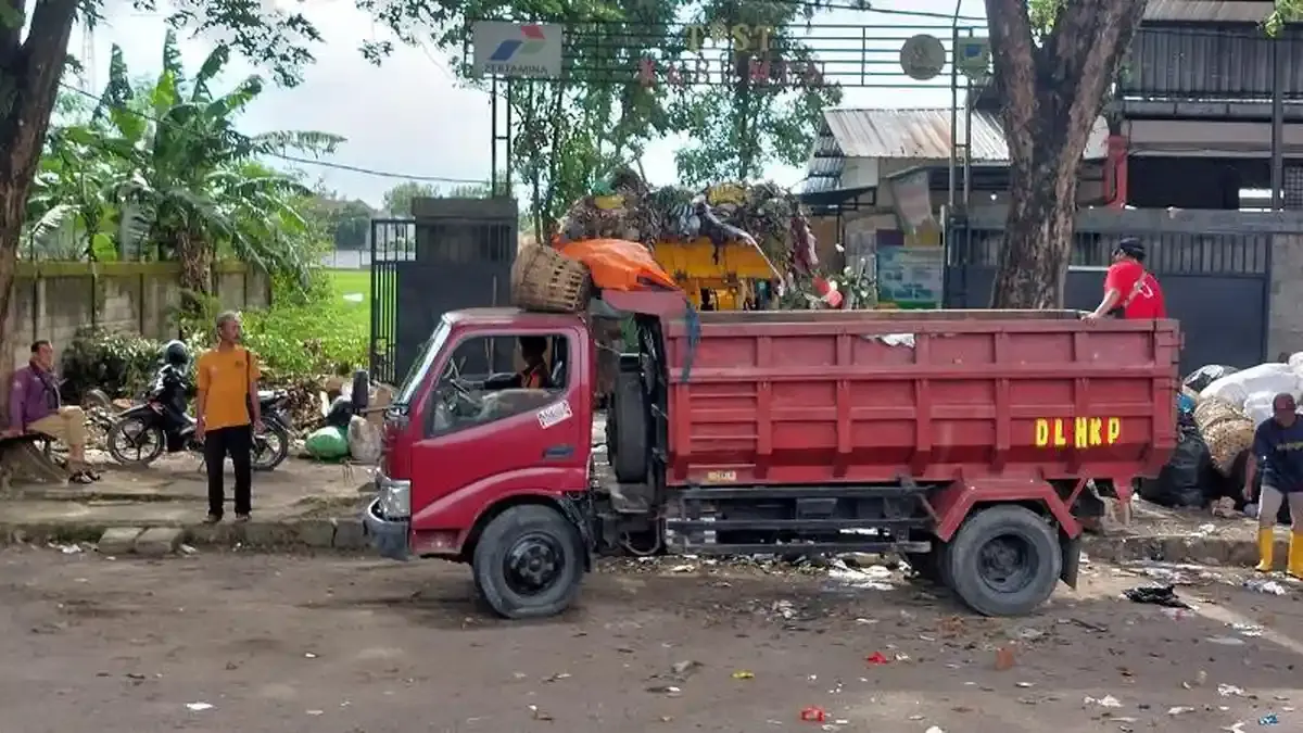 DLHKP Kebumen Relokasi TPST untuk Revitalisasi Stadion Candradimuka