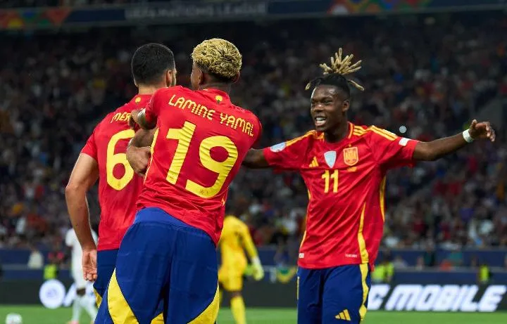 Dominasi Timnas Spanyol di Sepak Bola: Kekuatan Kolektivitas dan Kecerdasan Bermain