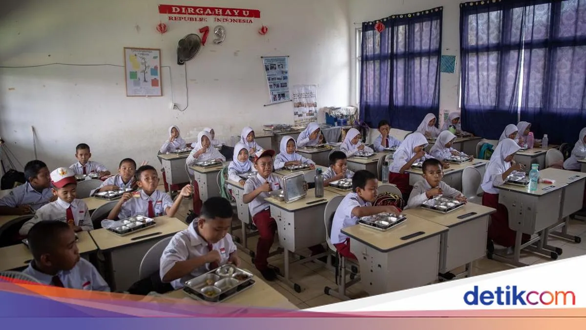 Konsep Dapur Sekolah Singapura Diadopsi oleh Mendikdasmen dan DPR RI