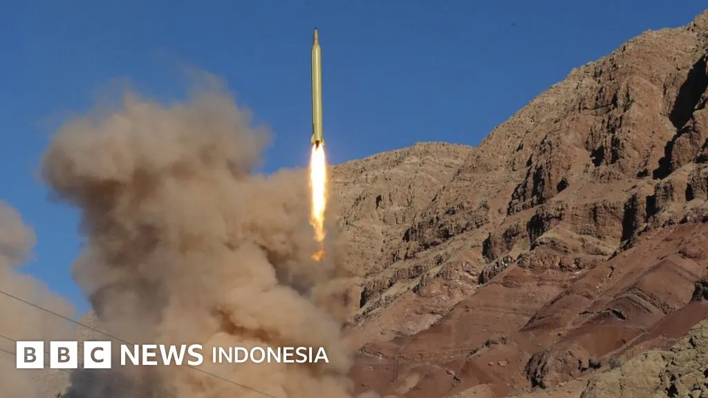 Perdana Menteri Israel Menuduh Iran Melakukan Uji Coba Rudal Balistik
