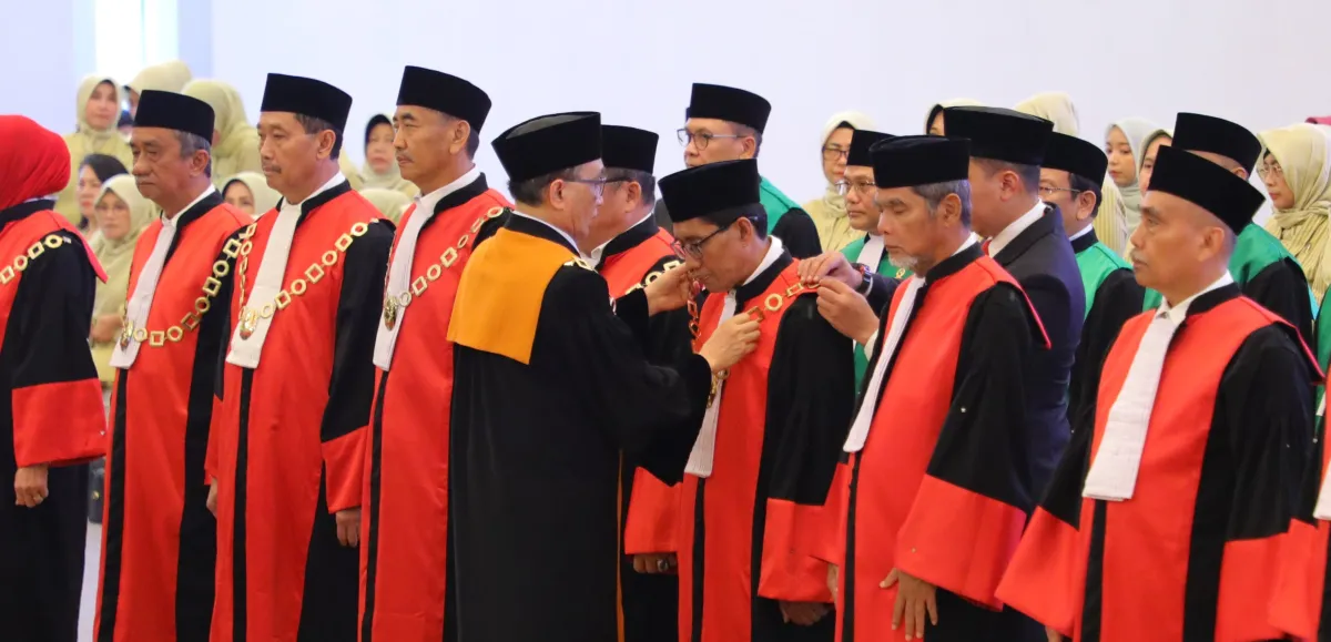 Ketua MA Lantik 18 Ketua Pengadilan Tingkat Banding, Tekankan Komitmen Pelayanan