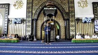 Bupati Gorontalo Instruksikan Pimpinan OPD Buka Puasa Bersama Keluarga, Safari Ramadhan Digelar Usai Tarawih