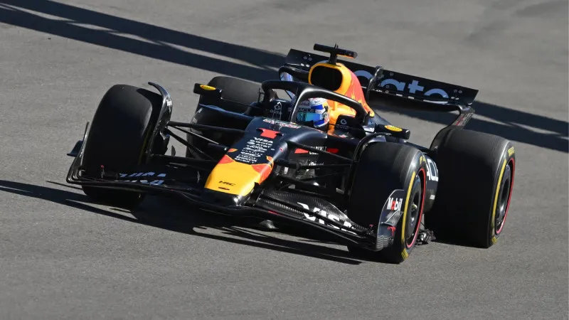Verstappen Menang di F1 AS, Selisih Poin dengan Piastri Menipis di Klasemen 2025
