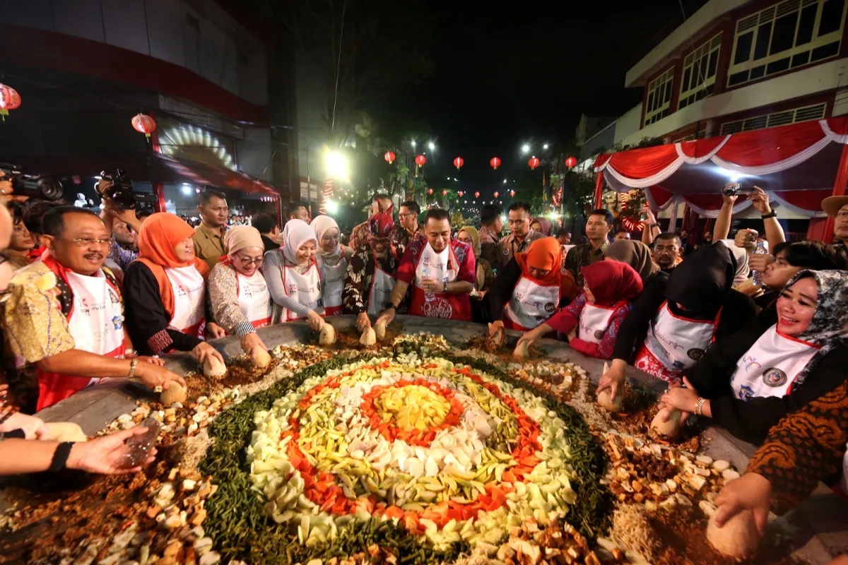 Festival Rujak Uleg dan Surabaya Vaganza Masuk 125 KEN 2026
