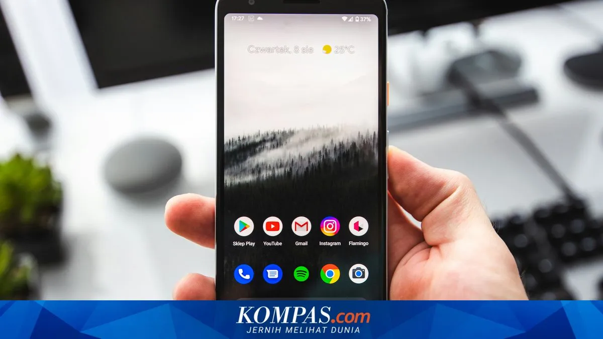 Menutup Aplikasi Latar Belakang Tidak Hemat Baterai HP