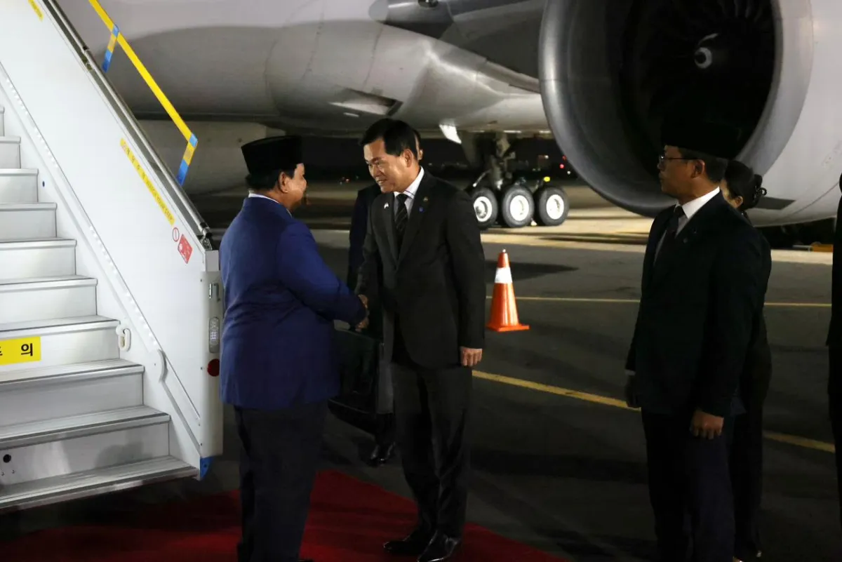 Prabowo Tiba di Korsel untuk Hadiri KTT APEC 2025