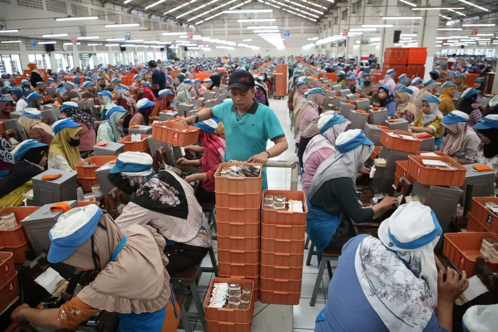 Apindo-Kadin Soroti Skema Upah Minimum 2026 di Tengah Tekanan Dunia Usaha