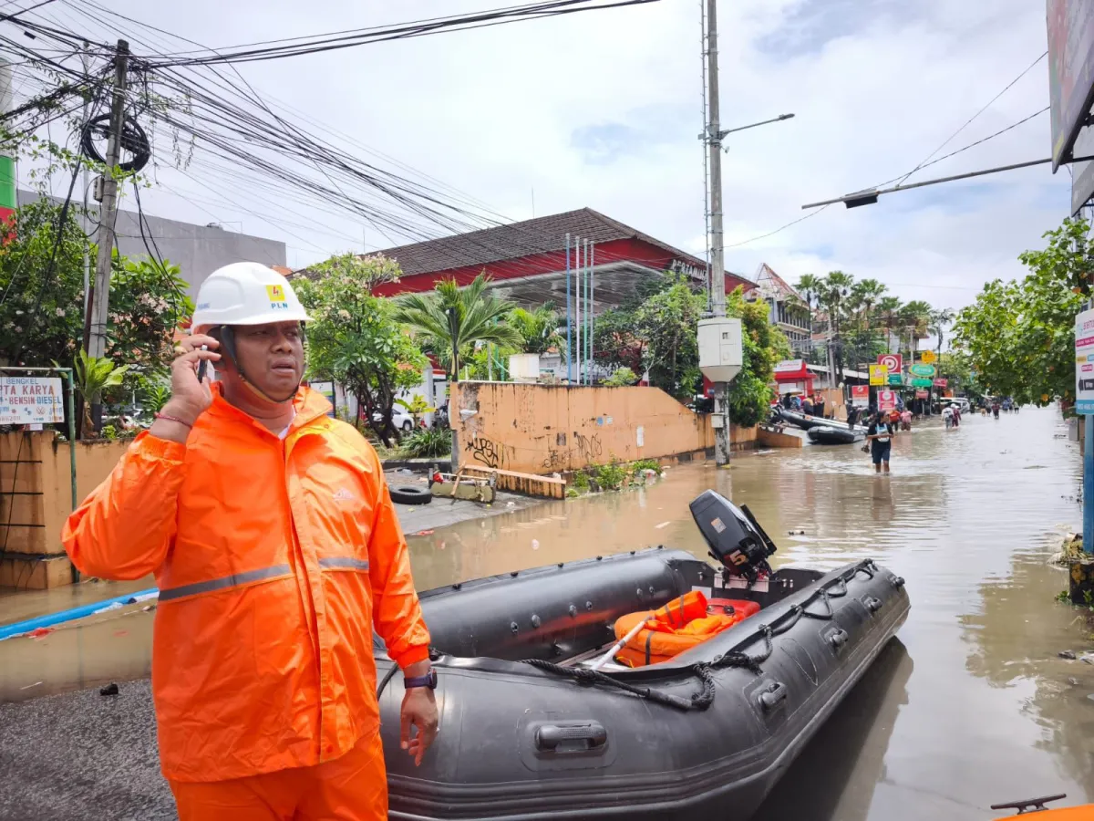 PLN Bagikan 3 Tips Keselamatan Listrik Saat Cuaca Ekstrem dan Banjir