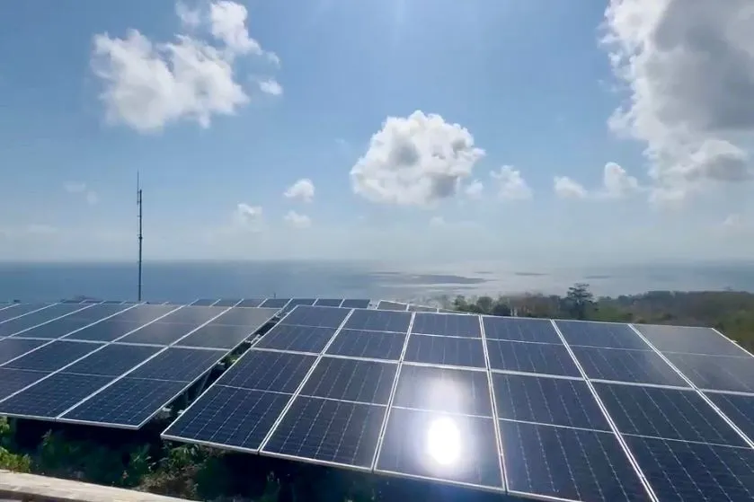 PLN Luncurkan Smart Microgrid Energi Hijau di Nusa Penida