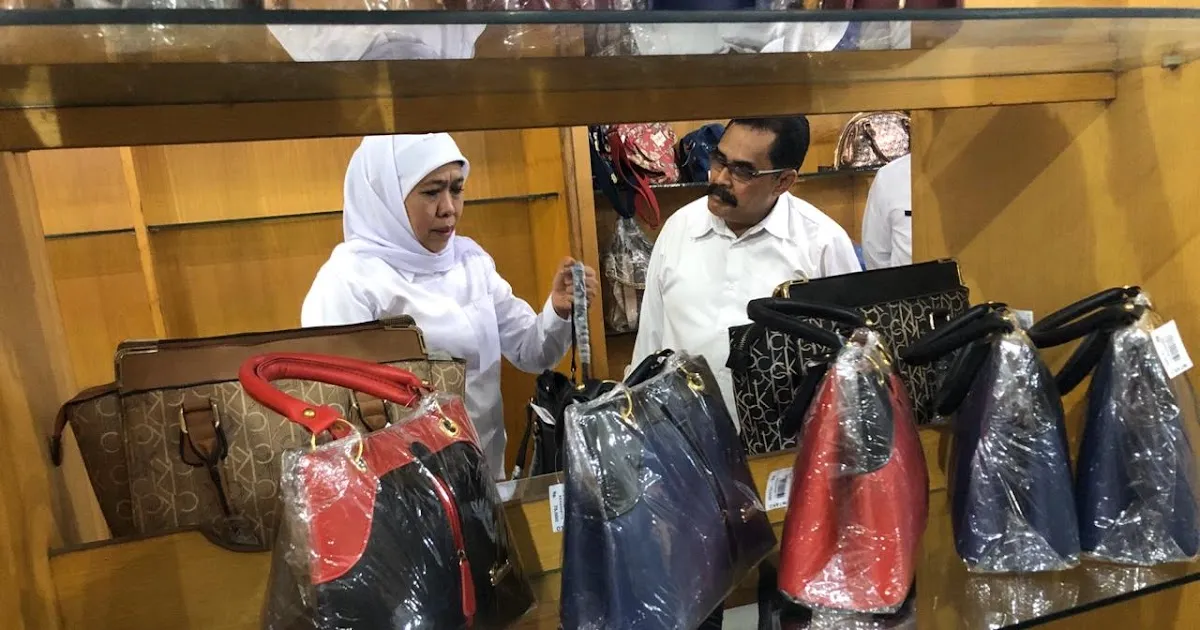 Gubernur Khofifah Luncurkan Tiga Strategi untuk Meningkatkan Sentra Industri Tas Tanggulangin