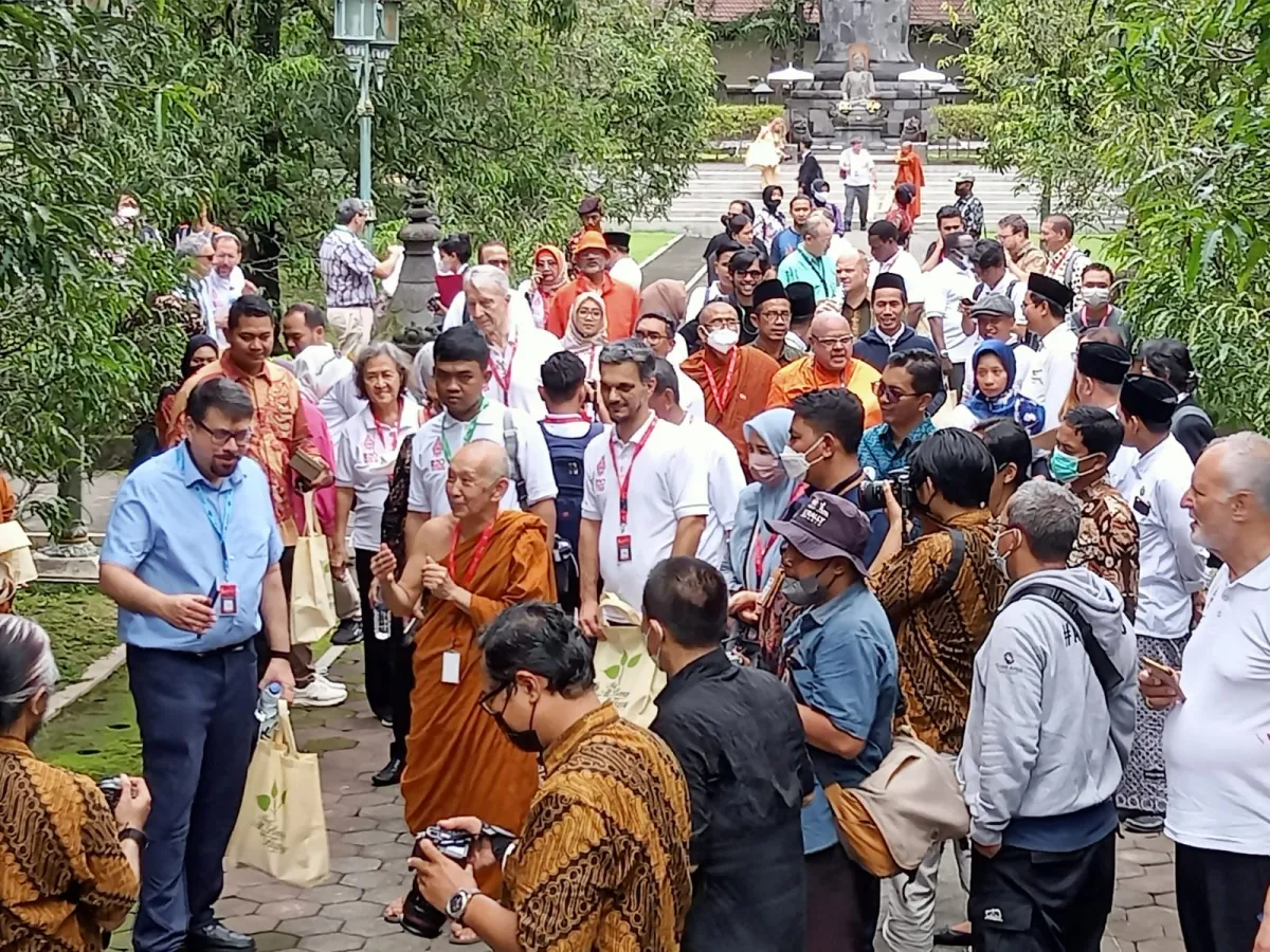 R20: Ruang Dialog Lintas Agama dan Budaya di Yogyakarta