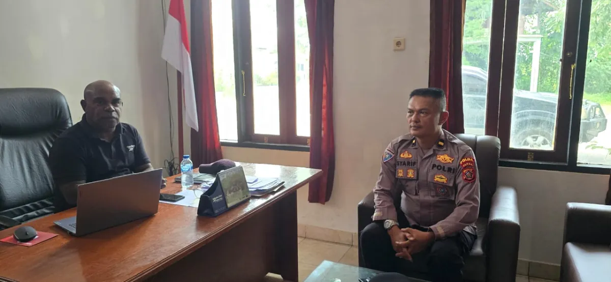 Bhabinkamtibmas Mararena Koordinasi dengan Bapenda Sarmi, Warga Minta Los Pasar untuk Pos Kamling