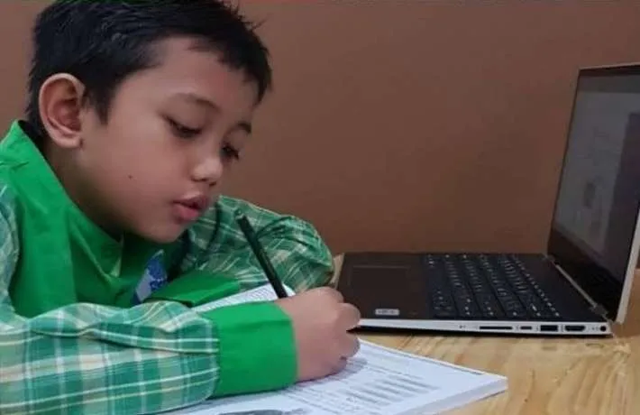 Pemerintah Kembali Salurkan Bantuan Kuota Internet Gratis untuk Pendidikan