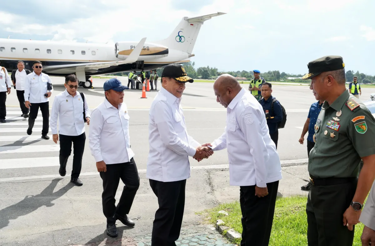 Menkopolhukam Tinjau Pembangunan dan Stabilitas di Papua
