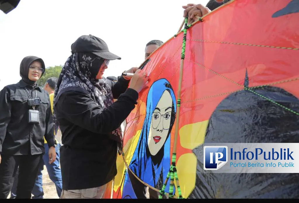 Festival Layangan Siak Lestarikan Permainan Tradisional dan Dukung Ekonomi Lokal