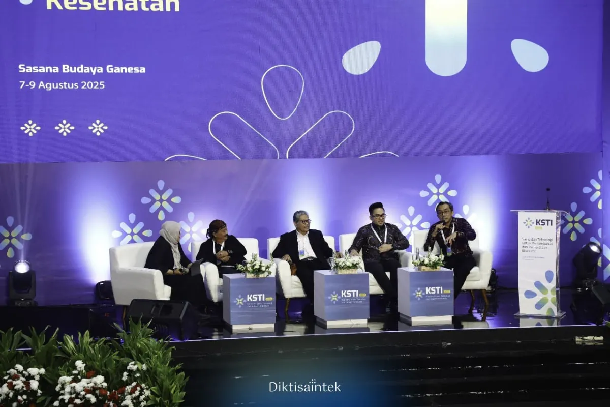 KSTI 2025 Dorong Transformasi Layanan Kesehatan Digital Berbasis Kolaborasi dan Kearifan Lokal