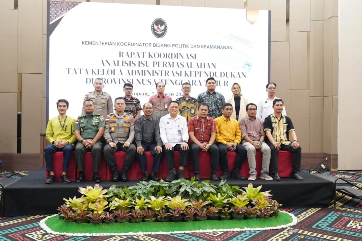 Kemenko Polkam Evaluasi Tata Kelola Administrasi Kependudukan di NTT