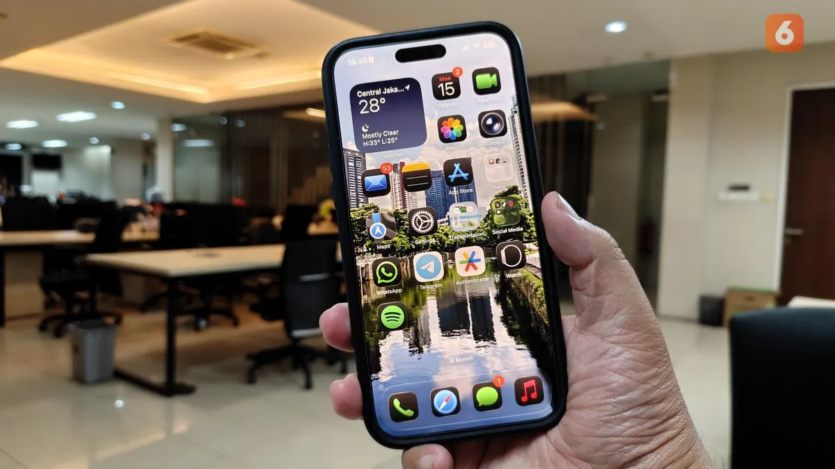 Top 3 Tekno: Opsi Liquid Glass Baru di iOS 26.1 dan Lenovo Legion Go 2 Resmi Dijual di Indonesia