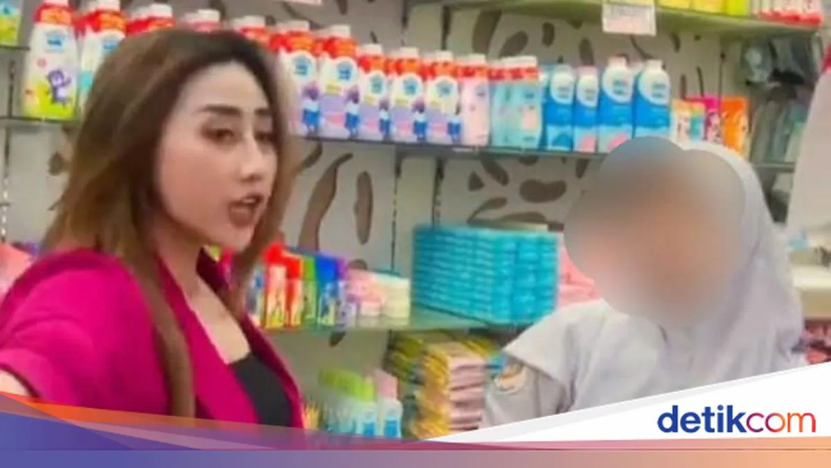 Seleb TikTok Probolinggo Viral Memarahi Siswi Magang, Dihujani Kritikan dan Dilaporkan ke Polisi