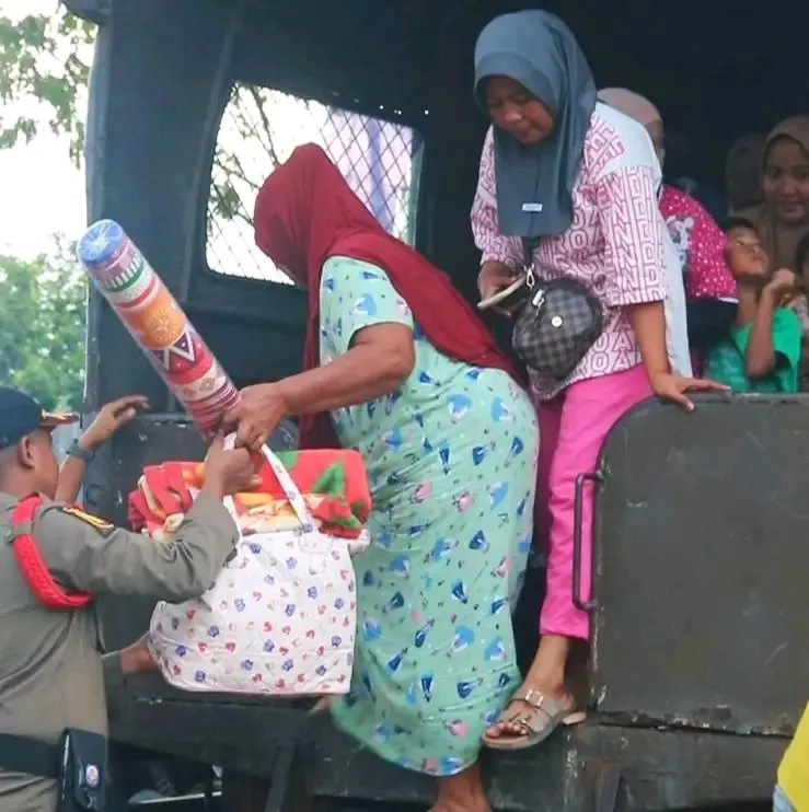 Jumlah Pengungsi Banjir Bandang Padang Turun, Tersisa 262 Orang