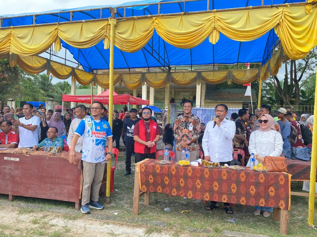 Bupati Sergai Resmikan Turnamen Sepak Bola, Konten Kreator Tantang Dambaan FC