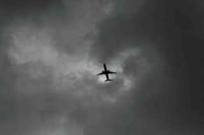 Misteri Dentuman Keras di Sumatera Selatan dan Lampung: Apa yang Terjadi?