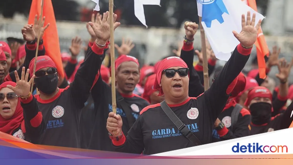 10.000 Buruh Gelar Deklarasi di Jakarta, Tolak UMP di Bawah KHL dan Desak RUU Ketenagakerjaan