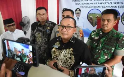 Bupati Kubu Raya Apresiasi Relawan Pemadam Kebakaran dengan Insentif
