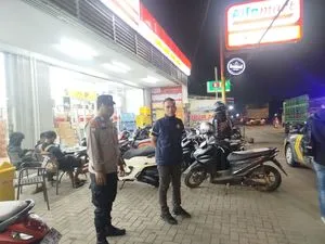 Patroli KRYD Polsek Cikalongwetan Tingkatkan Keamanan Wilayah